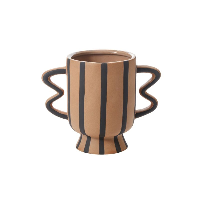Akimbo Footed Pot