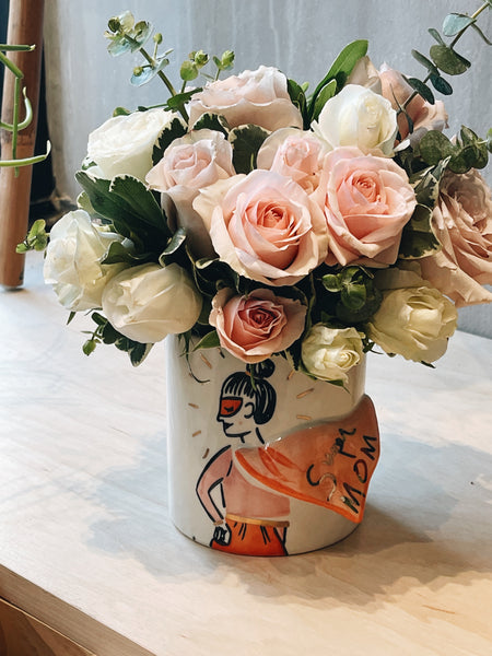 Super mom vase flower arrangement