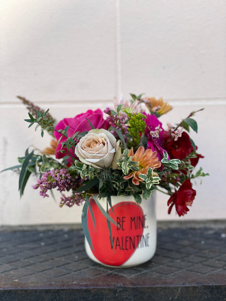 Petite Vase flower arrangement - Be Mine, Valentine